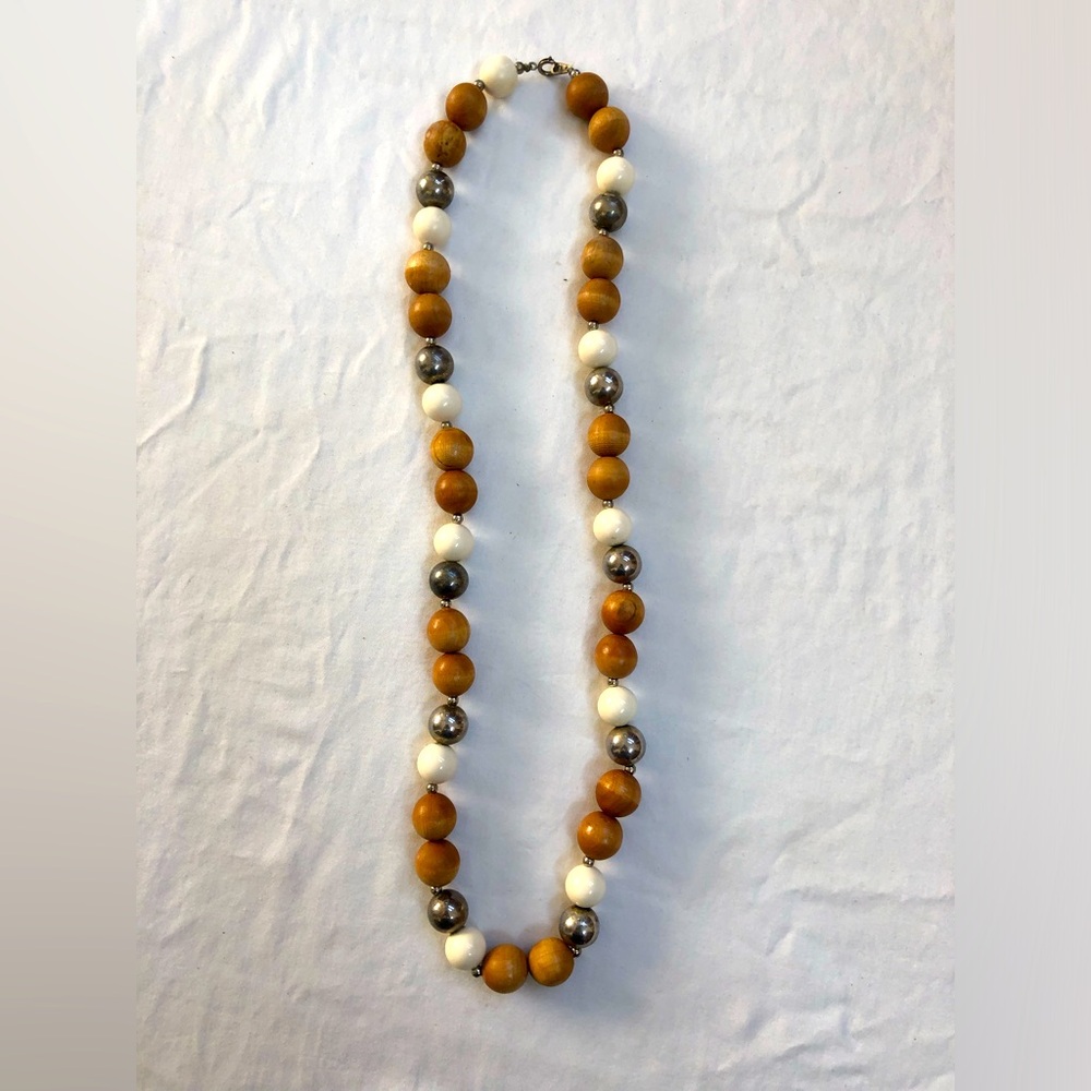 Wood Bead Necklace Vintage Chunky Balls Silver Tone White Brown Boho 15.2"